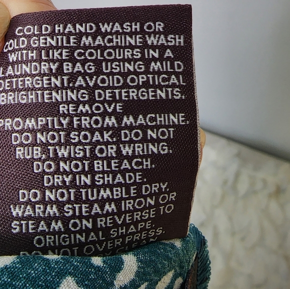 Mister Zimi size 12 100% viscose short sleeve blouse - Picture 3 of 5